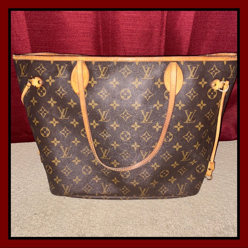 Authentic Louis Vuitton Monogram Neverfull MM